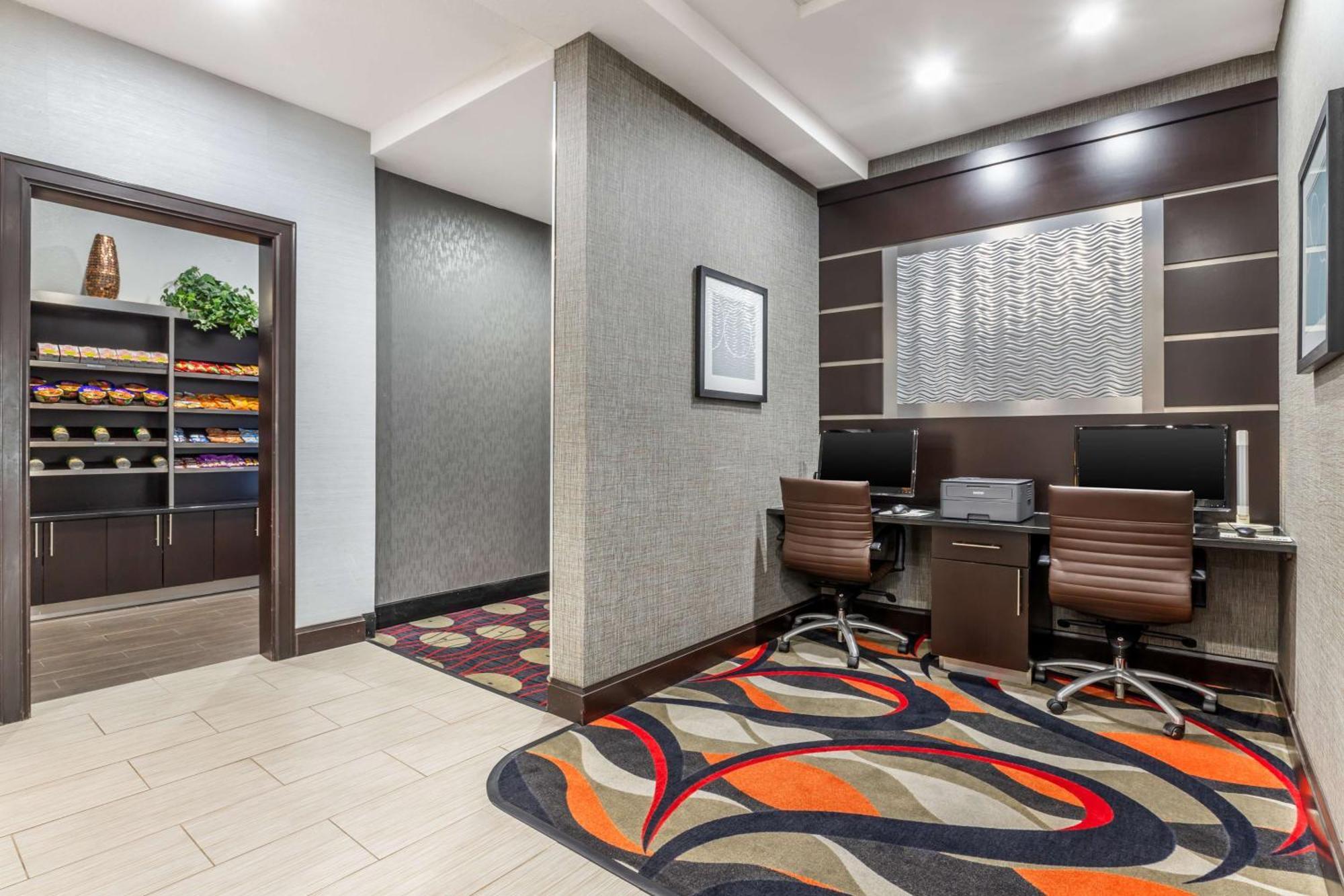 Best Western Plus Coweta'S 1St Hotel Esterno foto